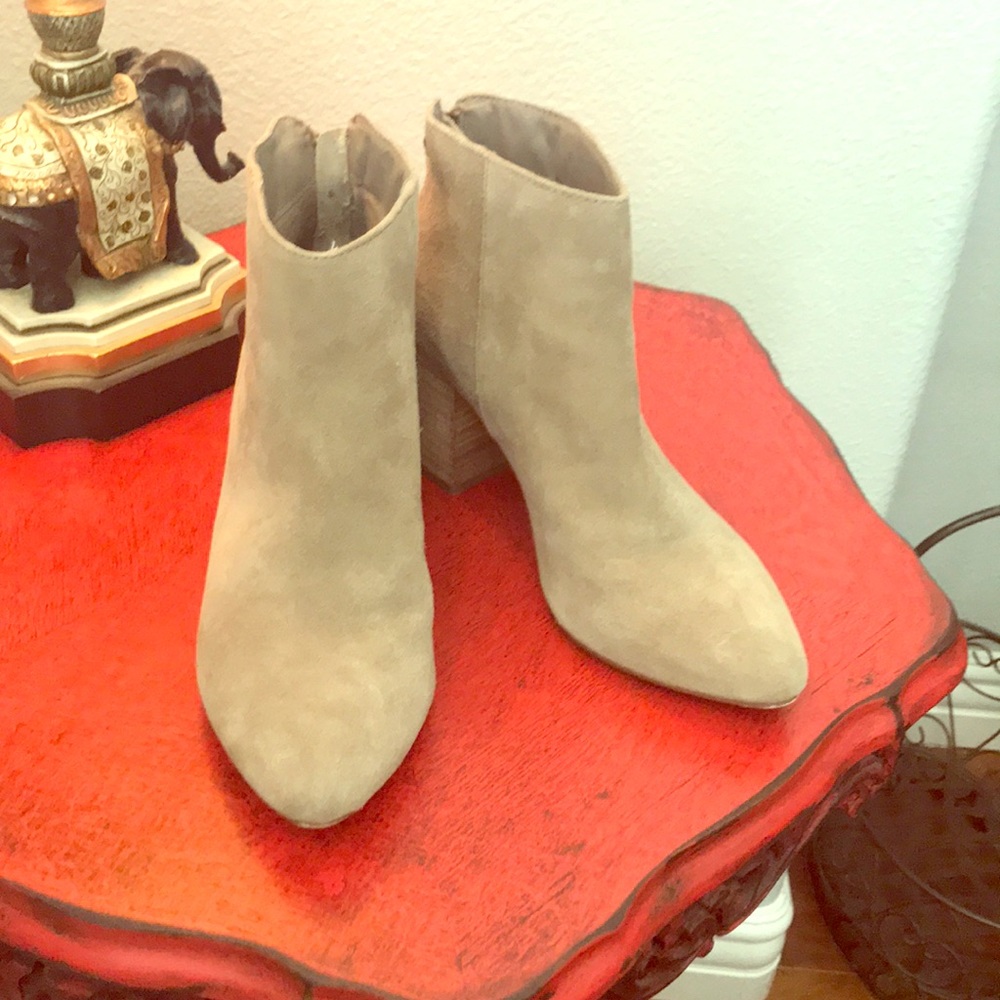 Steve Madden sz 7.5 ankle boots